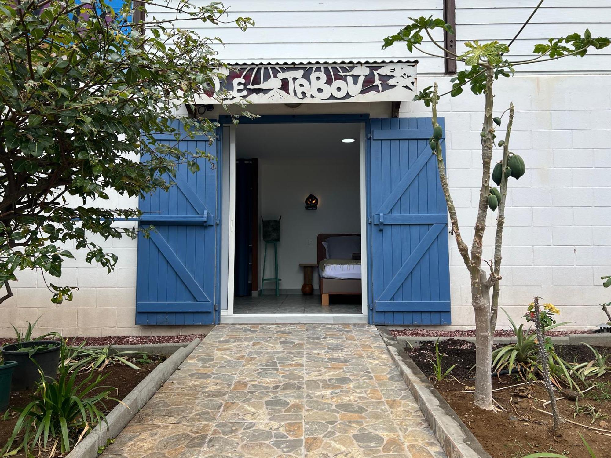 La Tanguiere - Studios 3 Etoiles Saint-Leu Exteriér fotografie